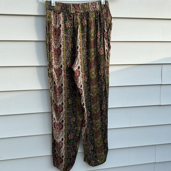 Zara Multicolor Patterned Pants - Picture 3 of 10